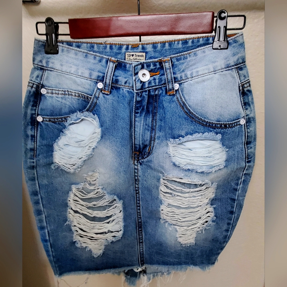 We Are Denim Wear  - jean distressed skirt